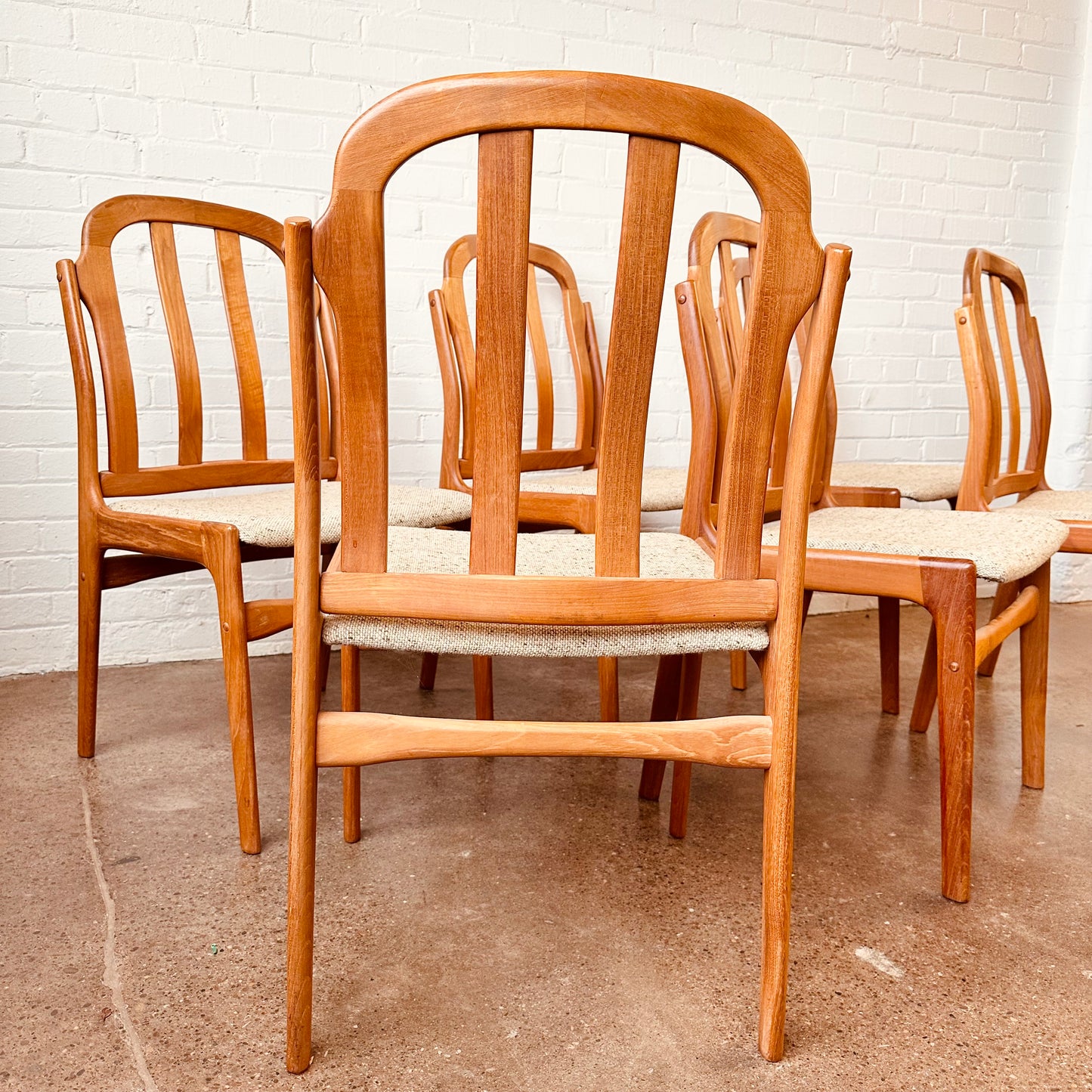 DANISH MODERN ARCHES BACK TEAK DINING CHAIRS -S/6