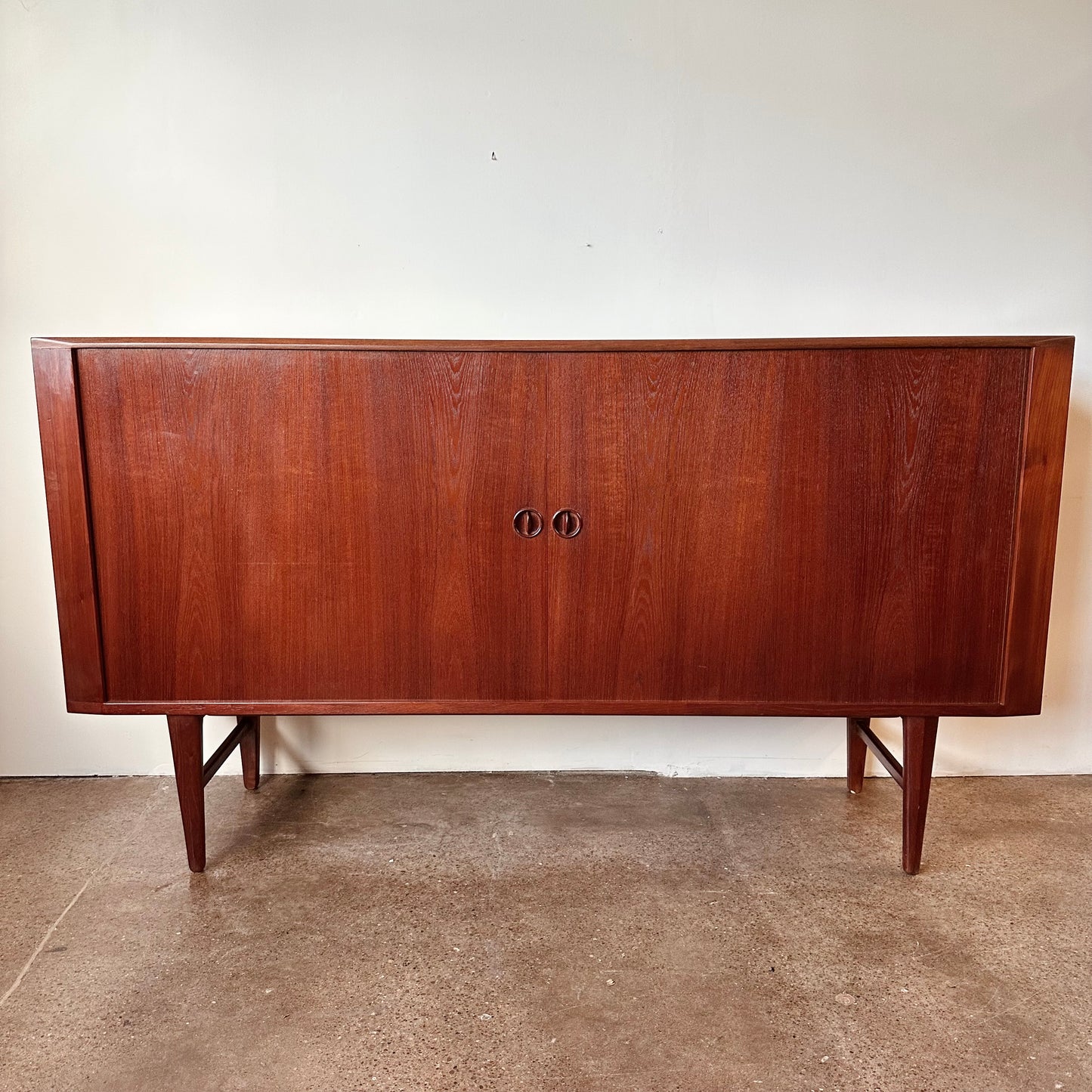 HARRY ØSTERGAARD FOR RANDERS MÖBELFABRIK DENMARK TEAK TAMBOUR HIGHBOARD