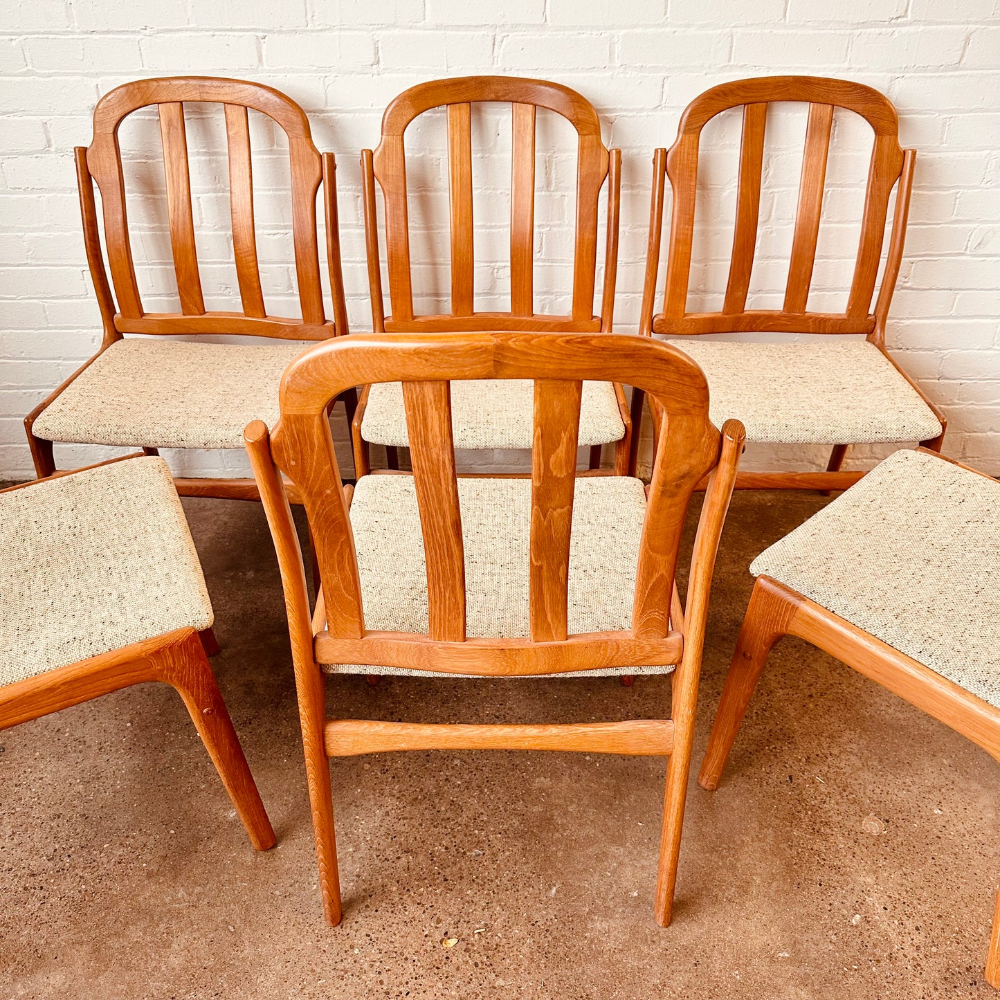 DANISH MODERN ARCHES BACK TEAK DINING CHAIRS -S/6