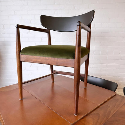 WALNUT DINING SET BY MERTON GERSHUN FOR AMERICAN OF MARTINSVILLE