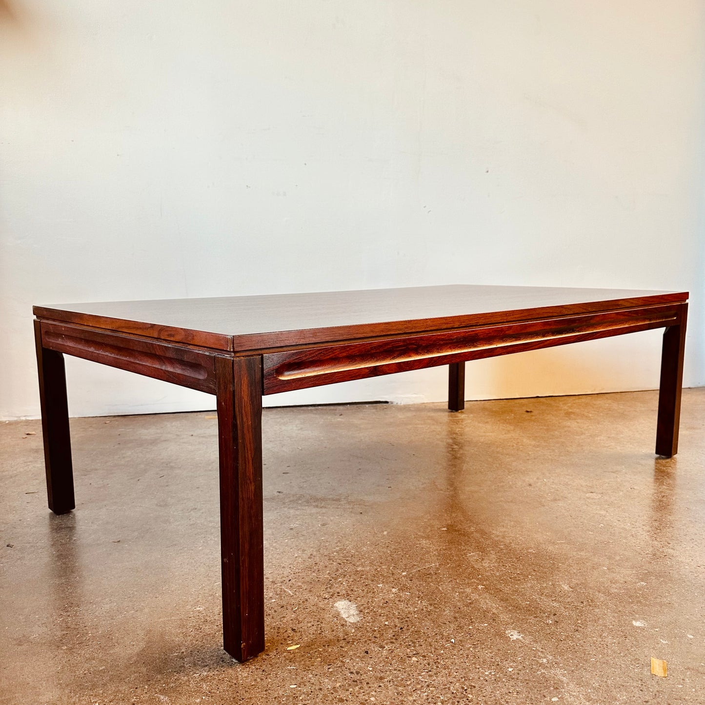 LARGE ROSEWOOD COFFEE TABLE - MADE IN DENMARK