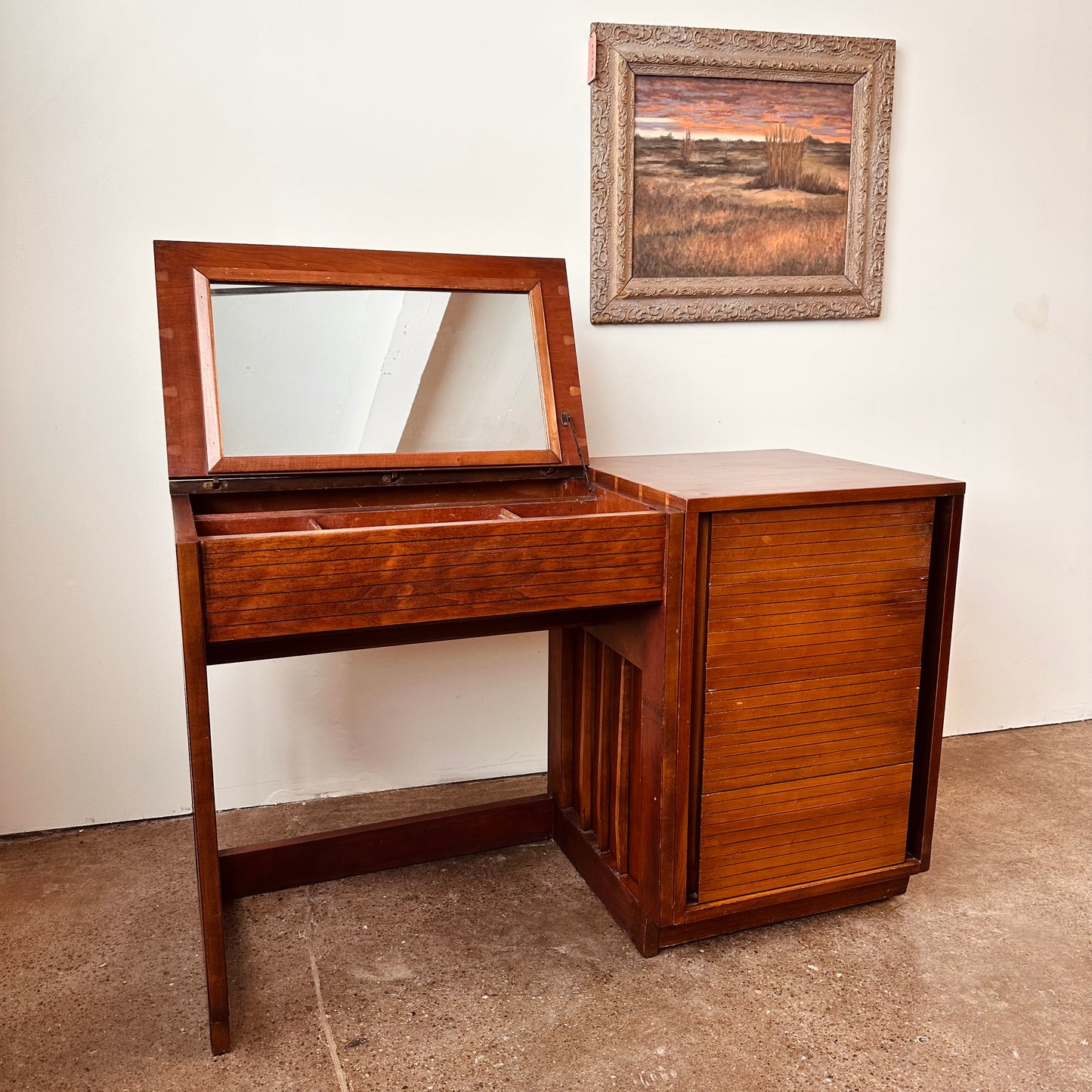 HENREDON TWO PIECE VANITY AND STORAGE CHEST