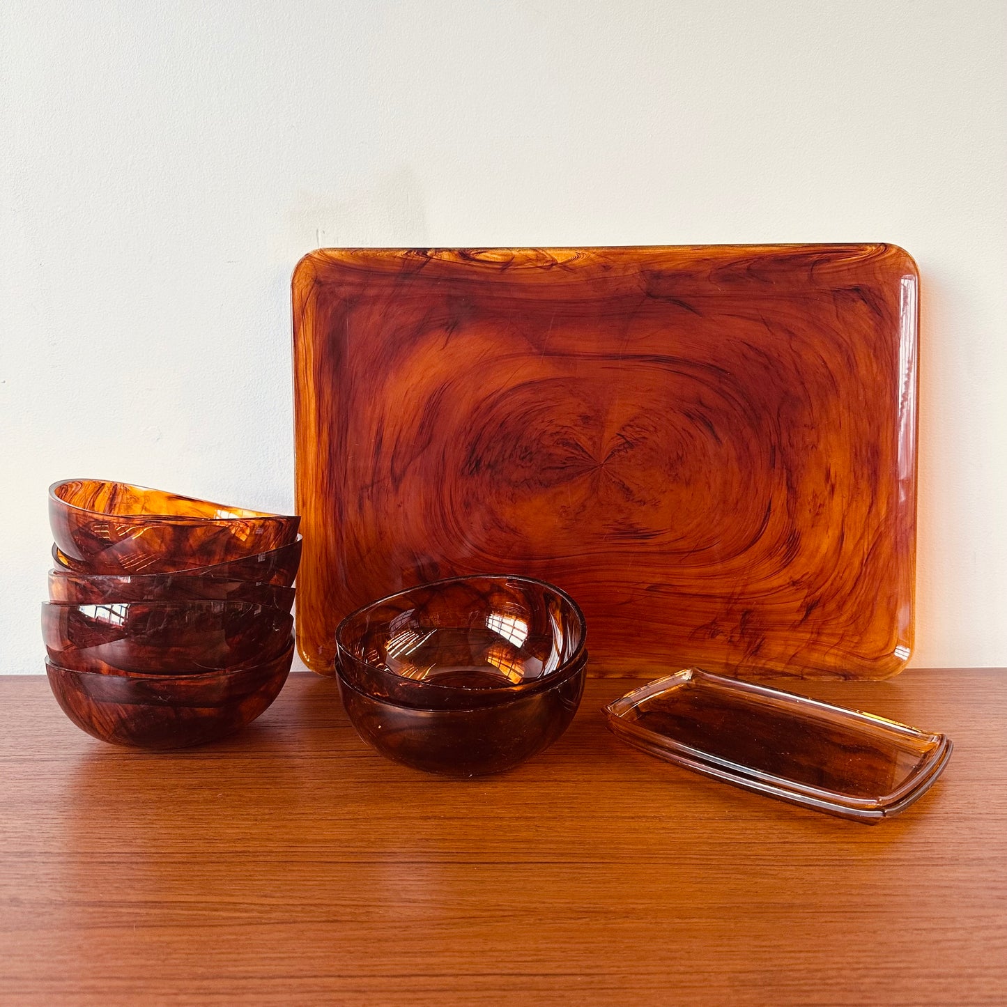 ACRYLIC TORTOISE SHELL SALAD BOWL TRAY SET