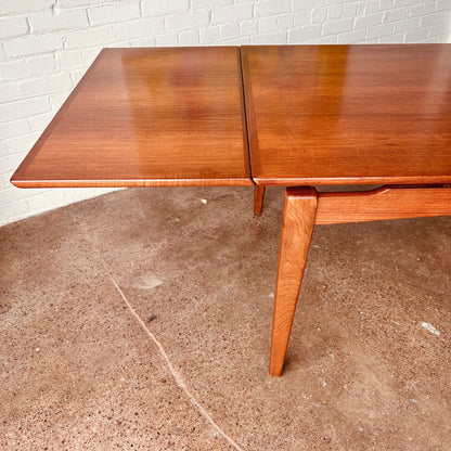DANISH TEAK BEVELED EDGE DINING TABLE WITH DRAW LEAVES