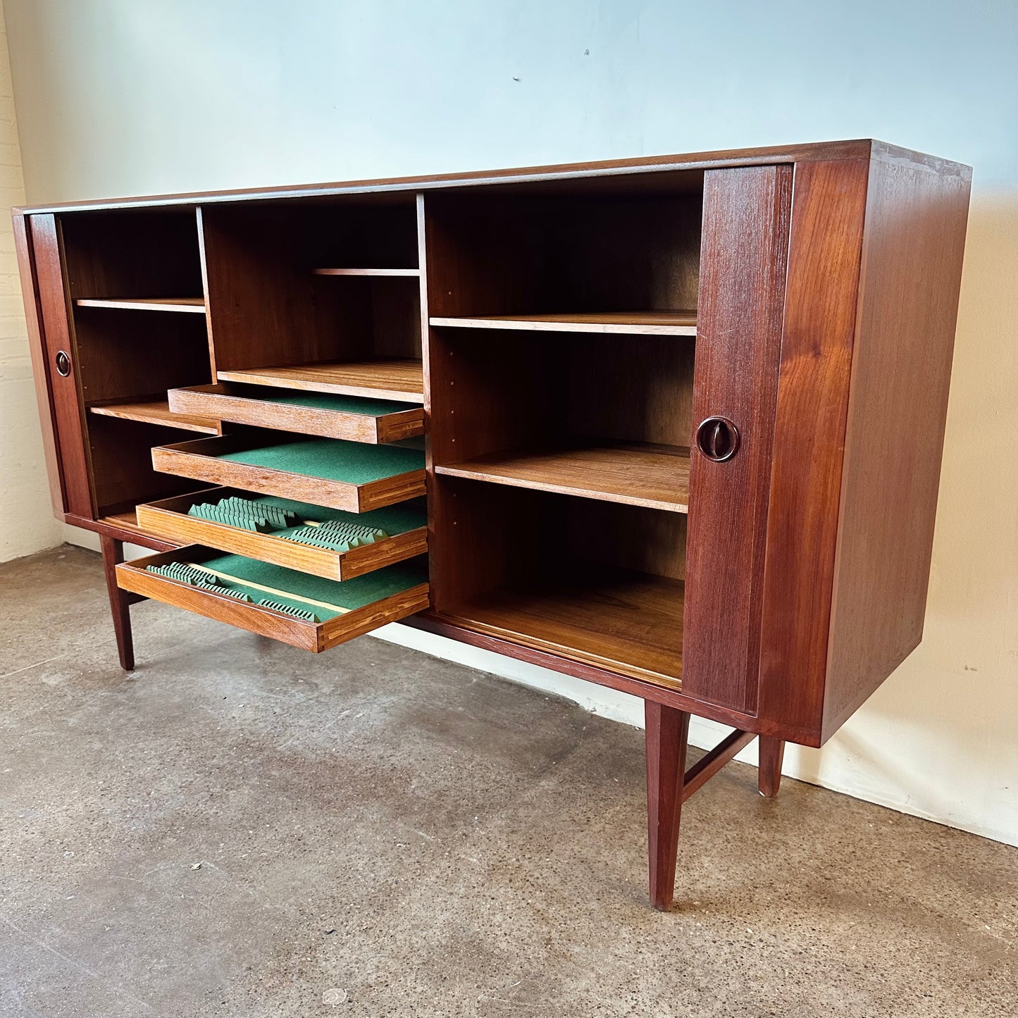 HARRY ØSTERGAARD FOR RANDERS MÖBELFABRIK DENMARK TEAK TAMBOUR HIGHBOARD