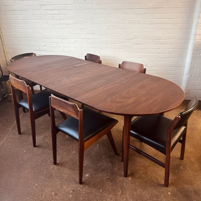 MID-CENTURY WALNUT OVAL DINING TABLE