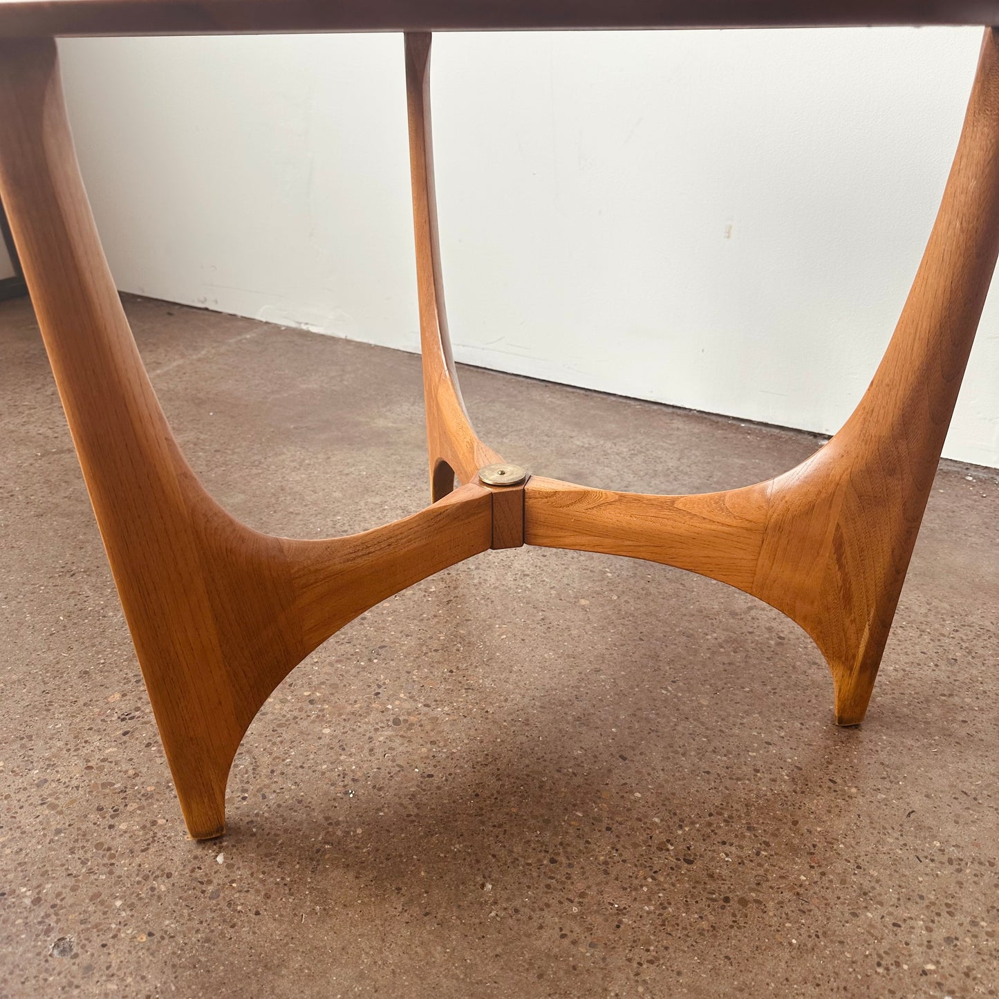 LANE CHESTNUT AND GLASS TOP TRIPOD SIDE TABLE