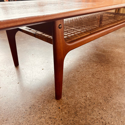 TRIOH DANISH TEAK COFFEE TABLE