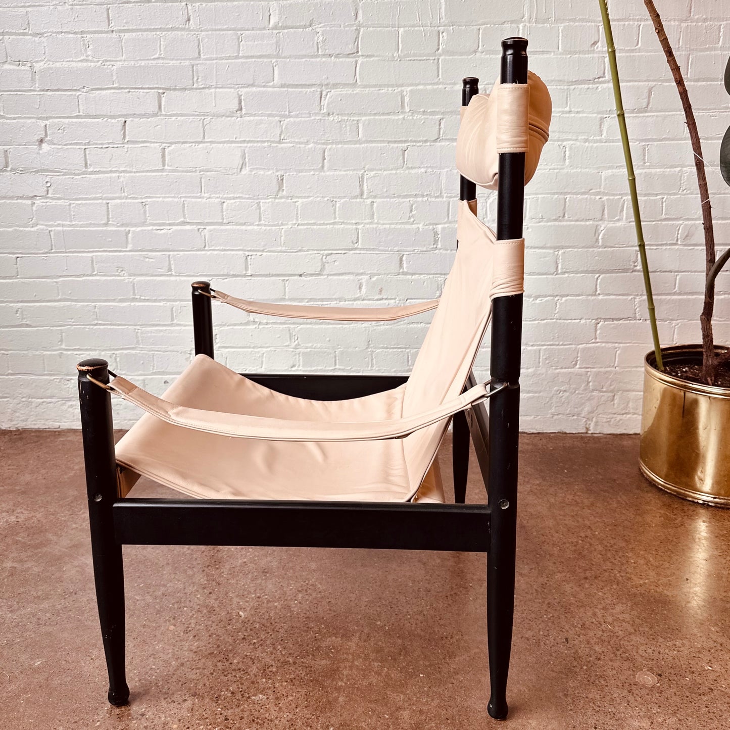 EBONIZED SAFARI LOUNGE CHAIR BY ERIC WORTS FOR NIELS EILERSEN