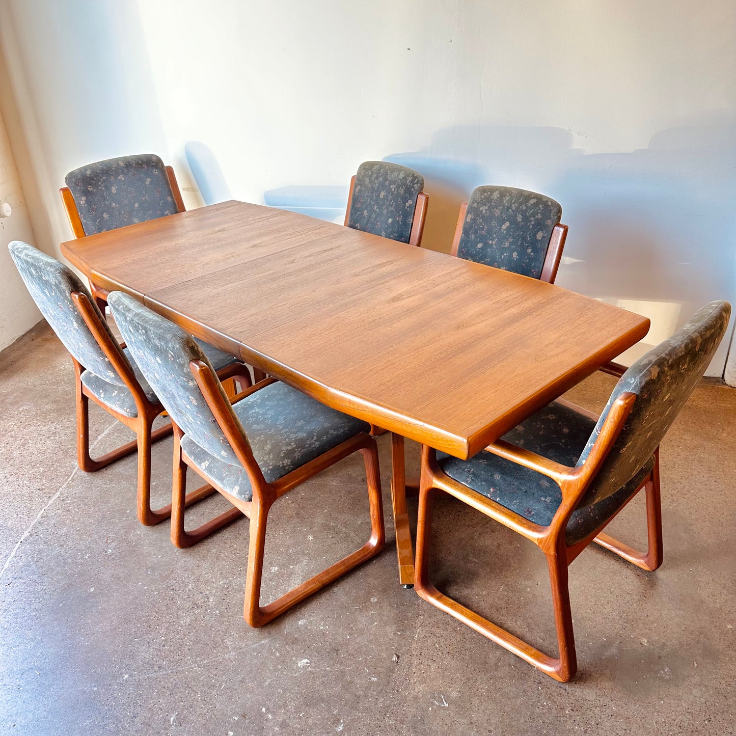 DANISH TEAK OCTAGONAL PEDESTAL TABLE