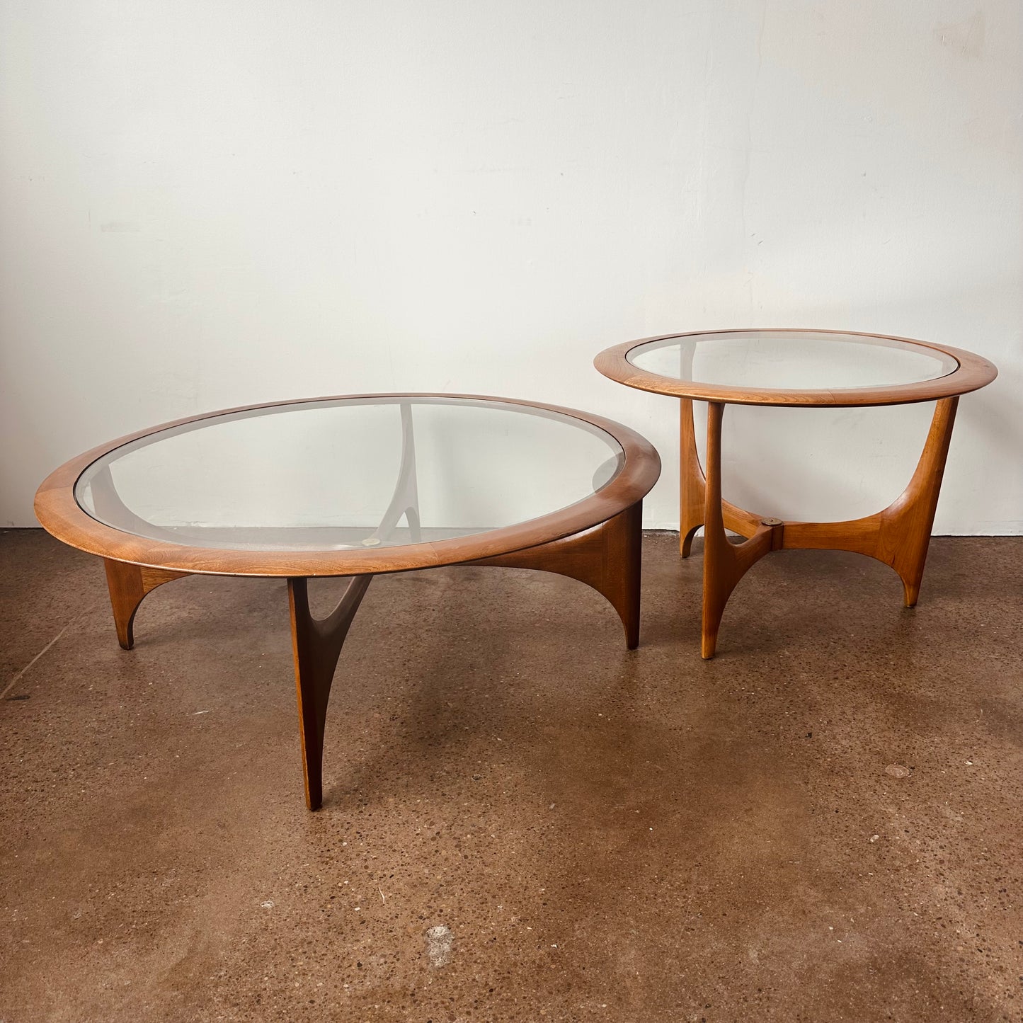 LANE CHESTNUT AND GLASS TOP TRIPOD SIDE TABLE