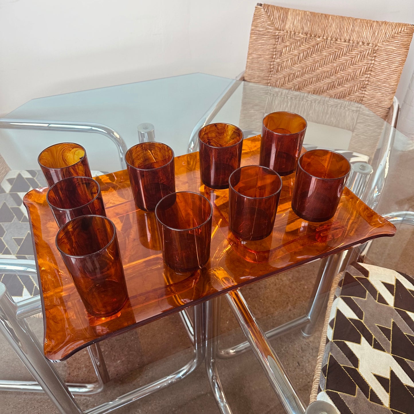 STOTTER MID CENTURY TORTOISE SHELL ACRYLIC TUMBLERS AND TRAY