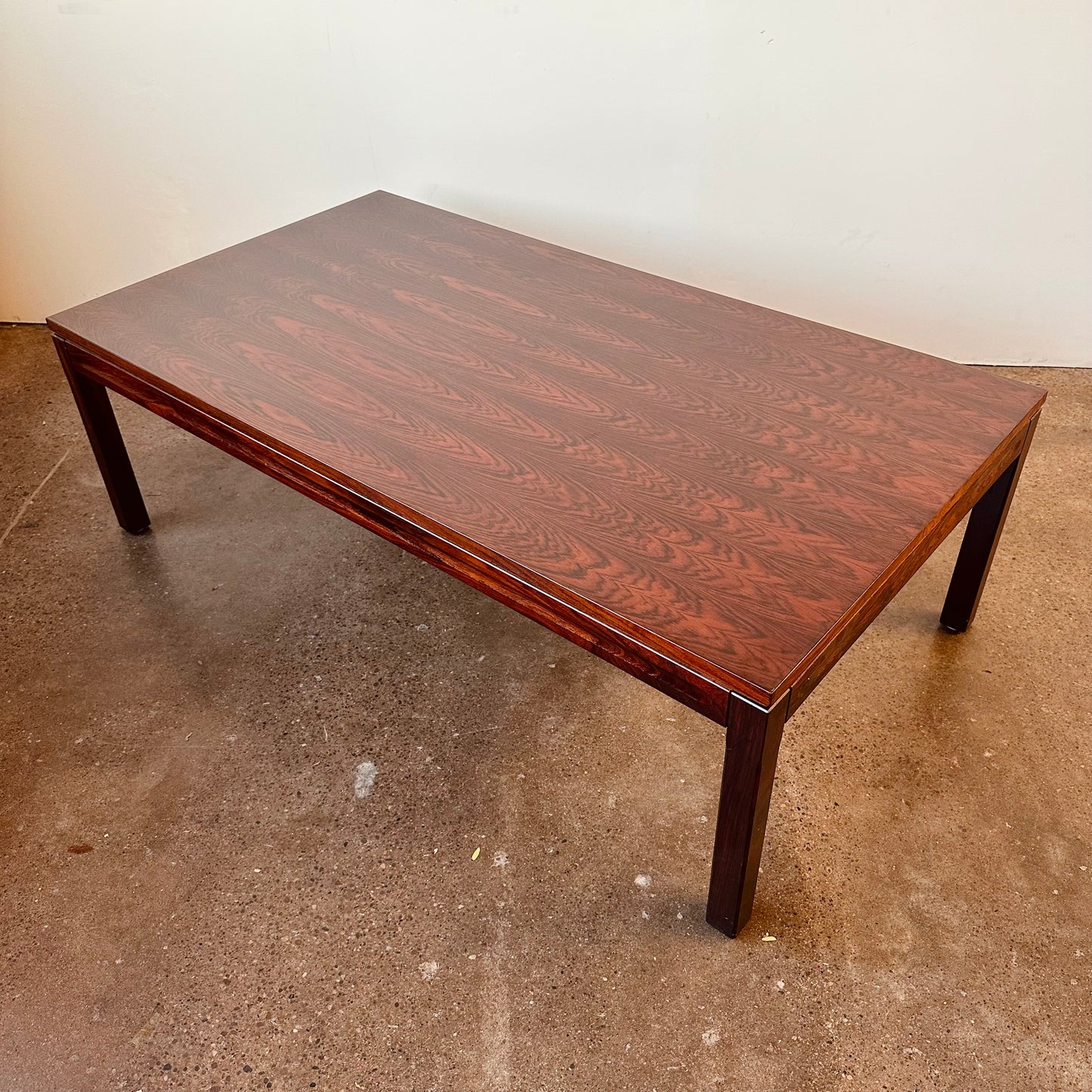 LARGE ROSEWOOD COFFEE TABLE - MADE IN DENMARK