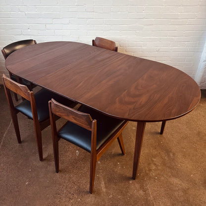 MID-CENTURY WALNUT OVAL DINING TABLE