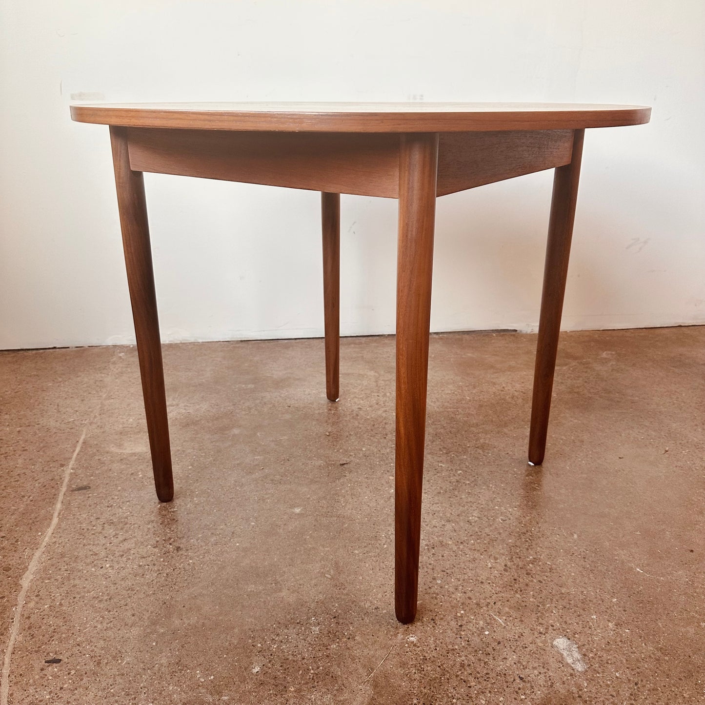 DANISH MODERN TEAK ROUND DINETTE TABLE