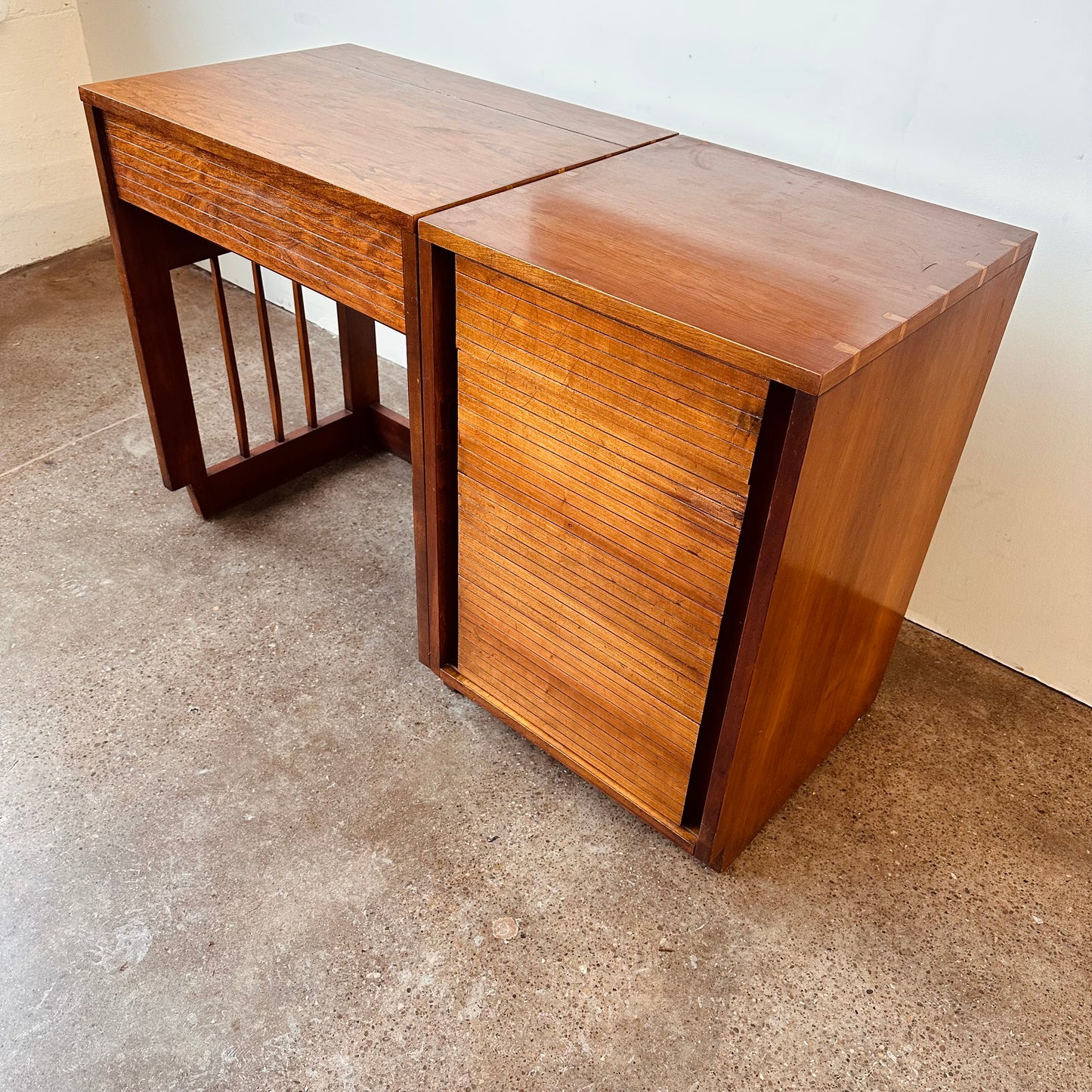 HENREDON TWO PIECE VANITY AND STORAGE CHEST