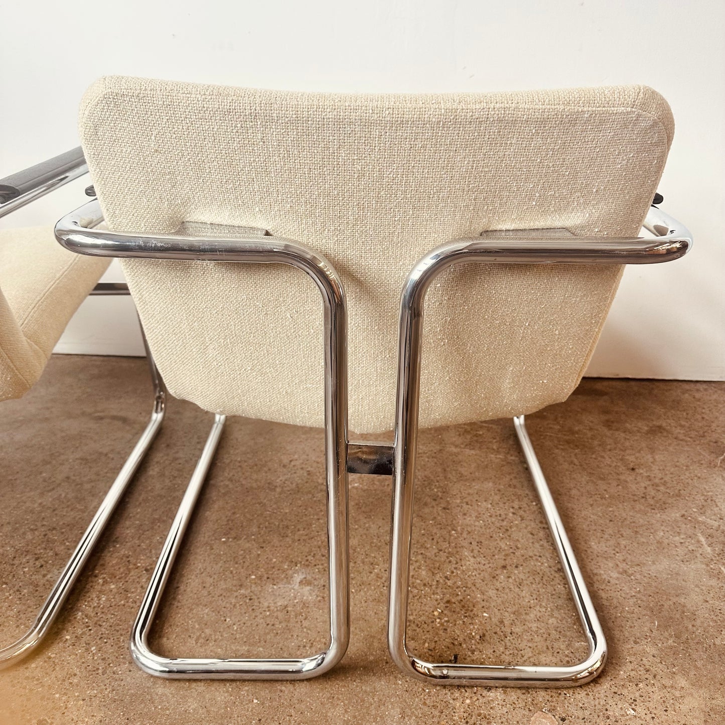 PAIR OF MID CENTURY TUBULAR CHROME CLIENT CHAIRS