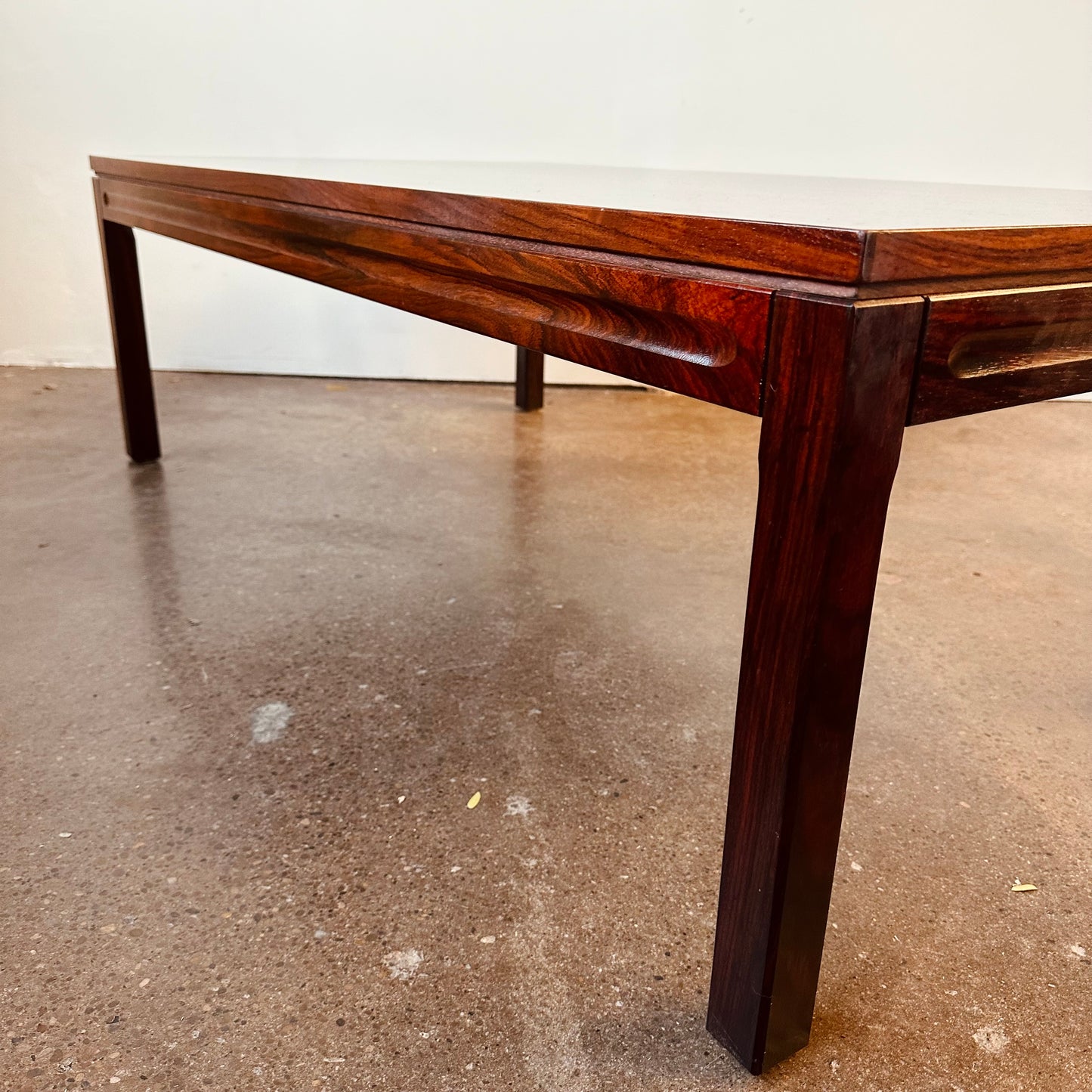 LARGE ROSEWOOD COFFEE TABLE - MADE IN DENMARK