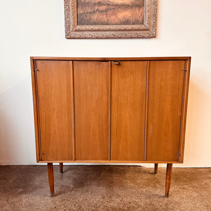 ACCORDION DOOR HONEY TONE BAR CABINET