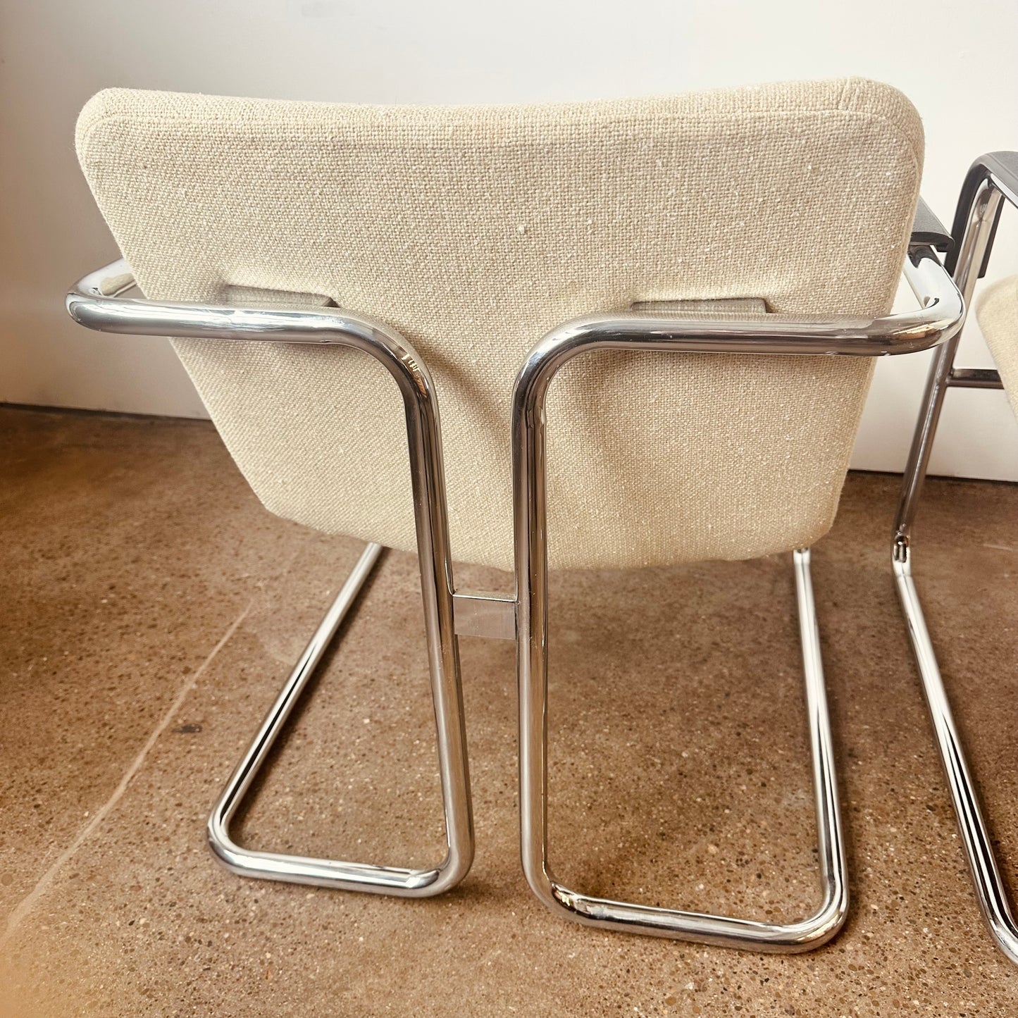 PAIR OF MID CENTURY TUBULAR CHROME CLIENT CHAIRS