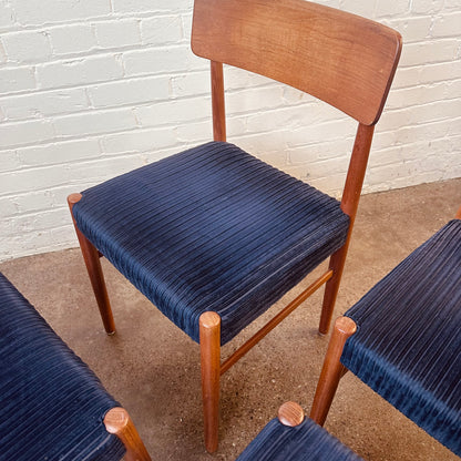DANISH TEAK CARVED HANDLE DINING CHAIRS - S/6