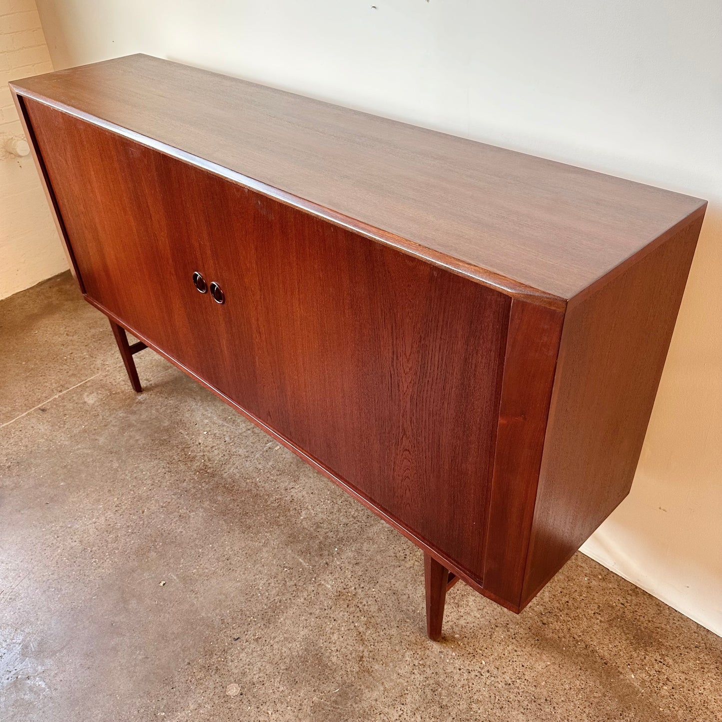 HARRY ØSTERGAARD FOR RANDERS MÖBELFABRIK DENMARK TEAK TAMBOUR HIGHBOARD