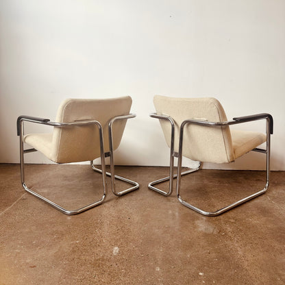 PAIR OF MID CENTURY TUBULAR CHROME CLIENT CHAIRS