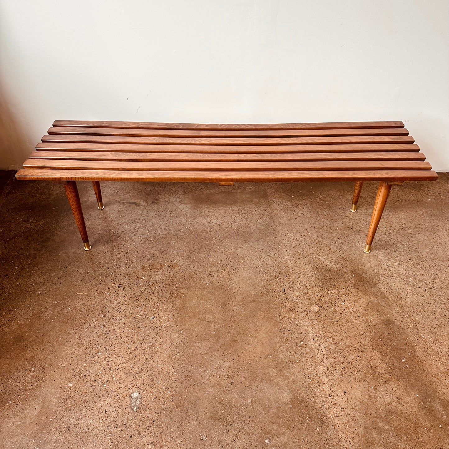 MID-CENTURY SLAT WOOD COFFEE TABLE OR BENCH