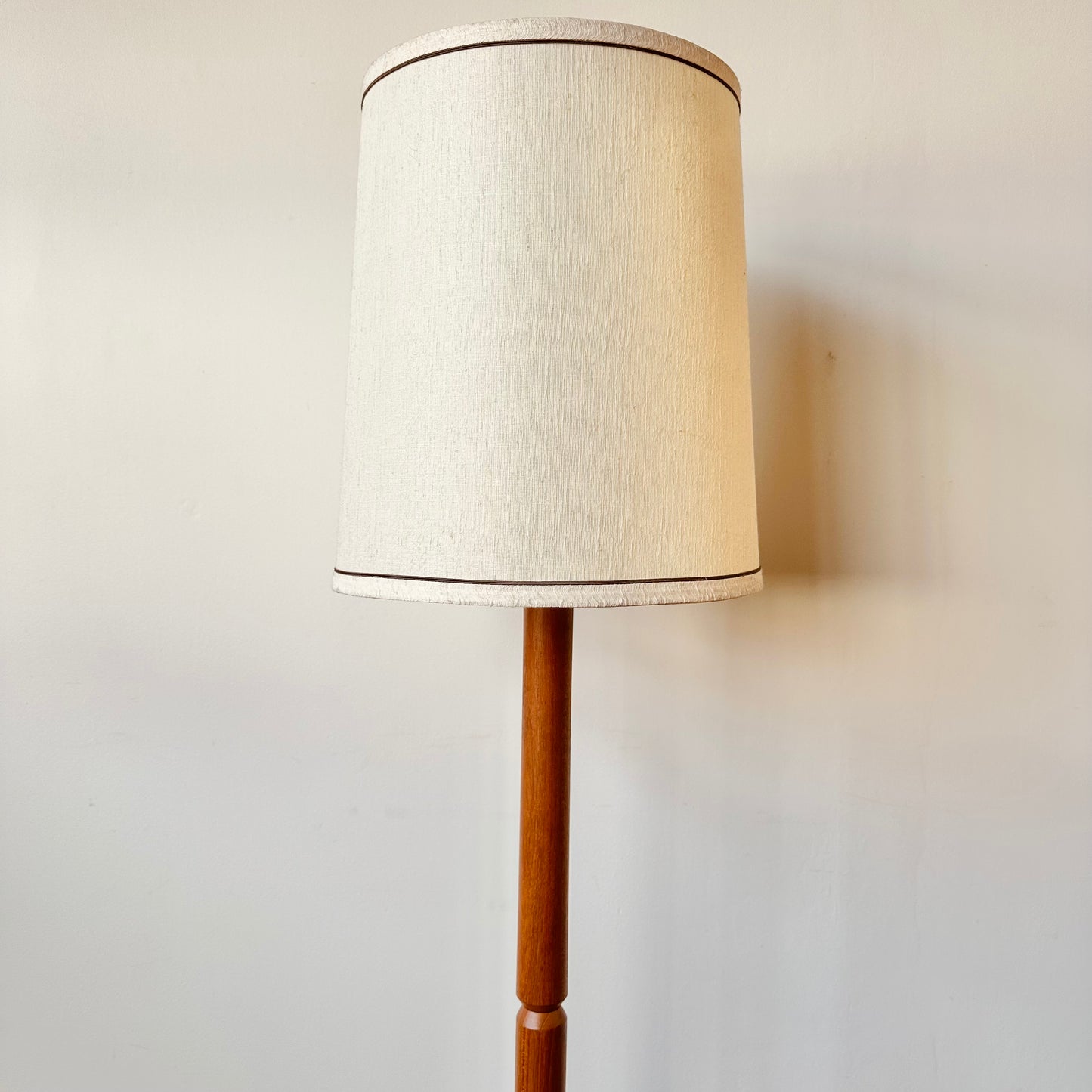 DANISH MODERN SOLID TEAK FLOOR LAMP