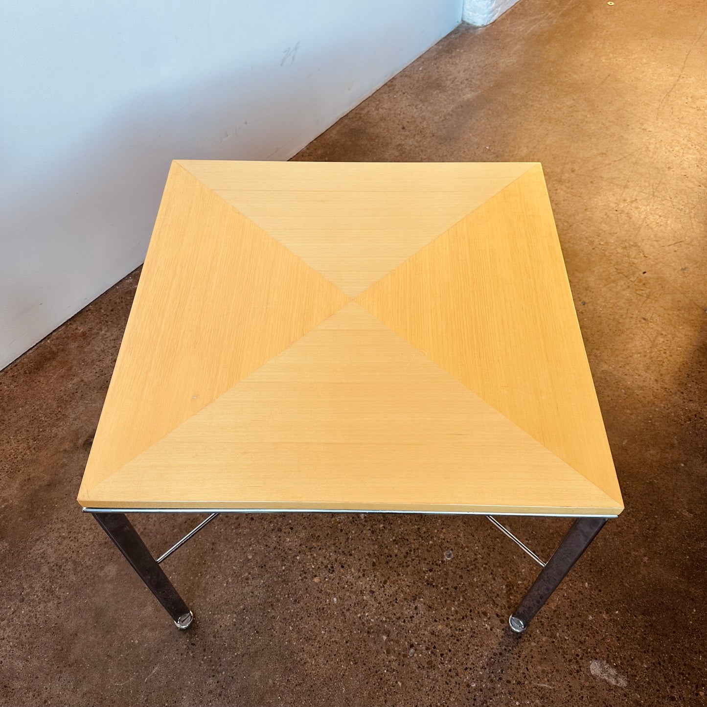 NIENKÄMPER MARK MÜLLER TURIN MAPLE END TABLE