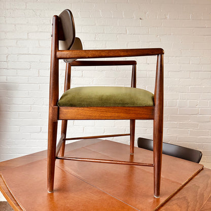 WALNUT DINING SET BY MERTON GERSHUN FOR AMERICAN OF MARTINSVILLE