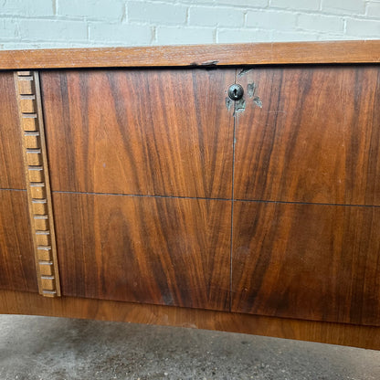 LANE FURNITURE MID-CENTURY MODERN WALNUT CEDAR TRUNK CHEST C.1960S