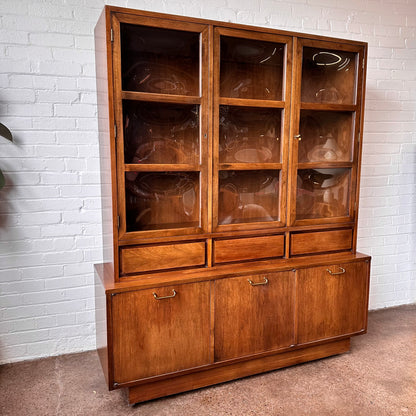 MARTINSVILLE BUBBLE GLASS HUTCH BY MERTON GERSHUN