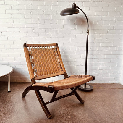 HANS WEGNER PAPER CORD FOLDING ROPE CHAIR