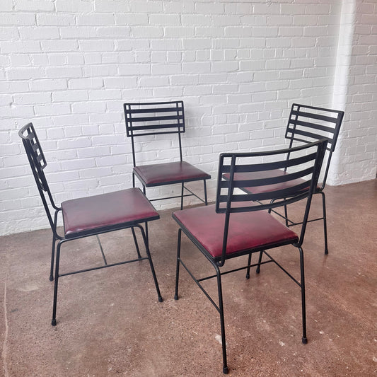 SET OF 4 WROUGHT IRON OUTDOOR DINING CHAIRS IN THE STYLE OF TONY PAUL
