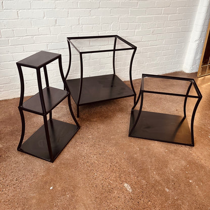 METAL ETAGERE WITH 5 OPEN SHELVES IN PAGODA STYLE