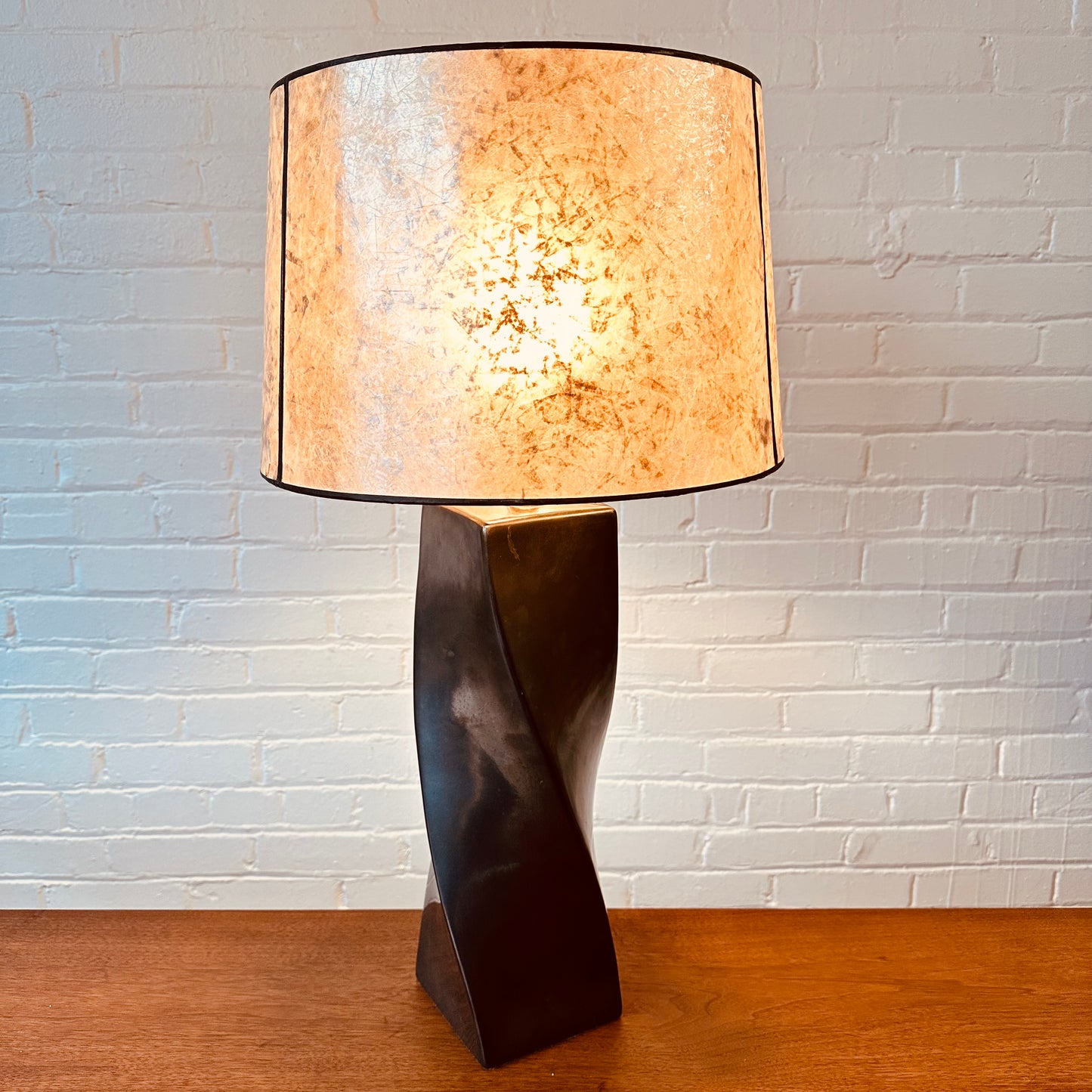 MICA BLACK TWIST TABLE LAMP WITH TRANSLUCENT SHADE