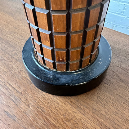 1964 WORLD'S FAIR WALNUT & BRASS TABLE LAMP