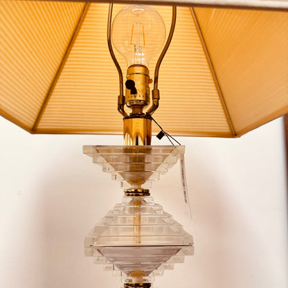 DIAMOND BASE CUT GLASS TABLE LAMP