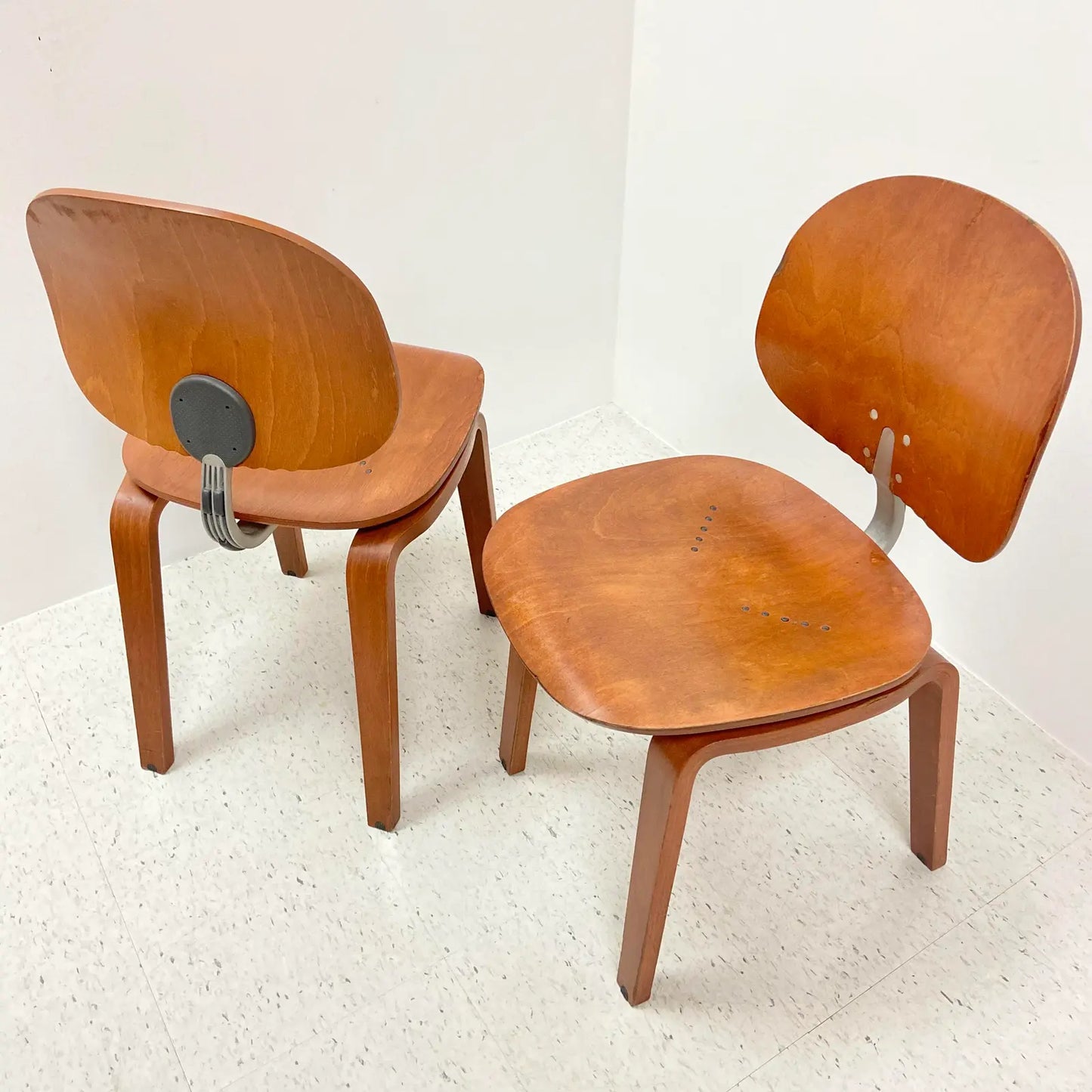 GIANCARLO PIRETTI BENTWOOD CYLON CHAIRS FOR KREUGER - A PAIR