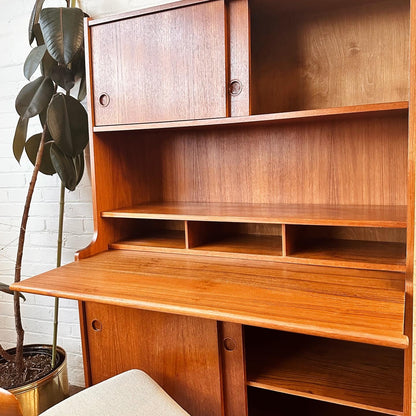 MCM DANISH TEAK SECRETARY/BAR CABINET/HUTCH