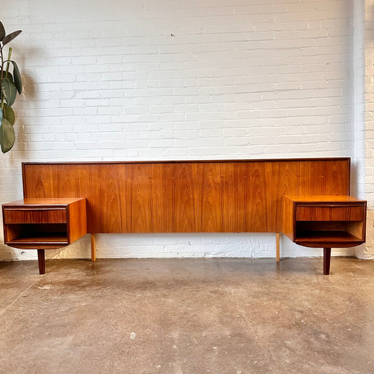 TEAK QUEEN HEADBOARD WITH INTEGRATED NIGHTSTANDS