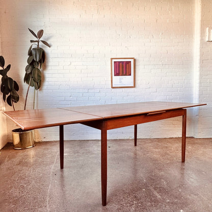 RESTORED DANISH TEAK DINING TABLE WITH DRAW LEAF