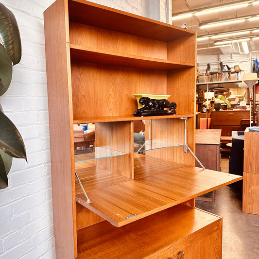 LIGNA PRAGUE TEAK BOOK SHELF CABINET