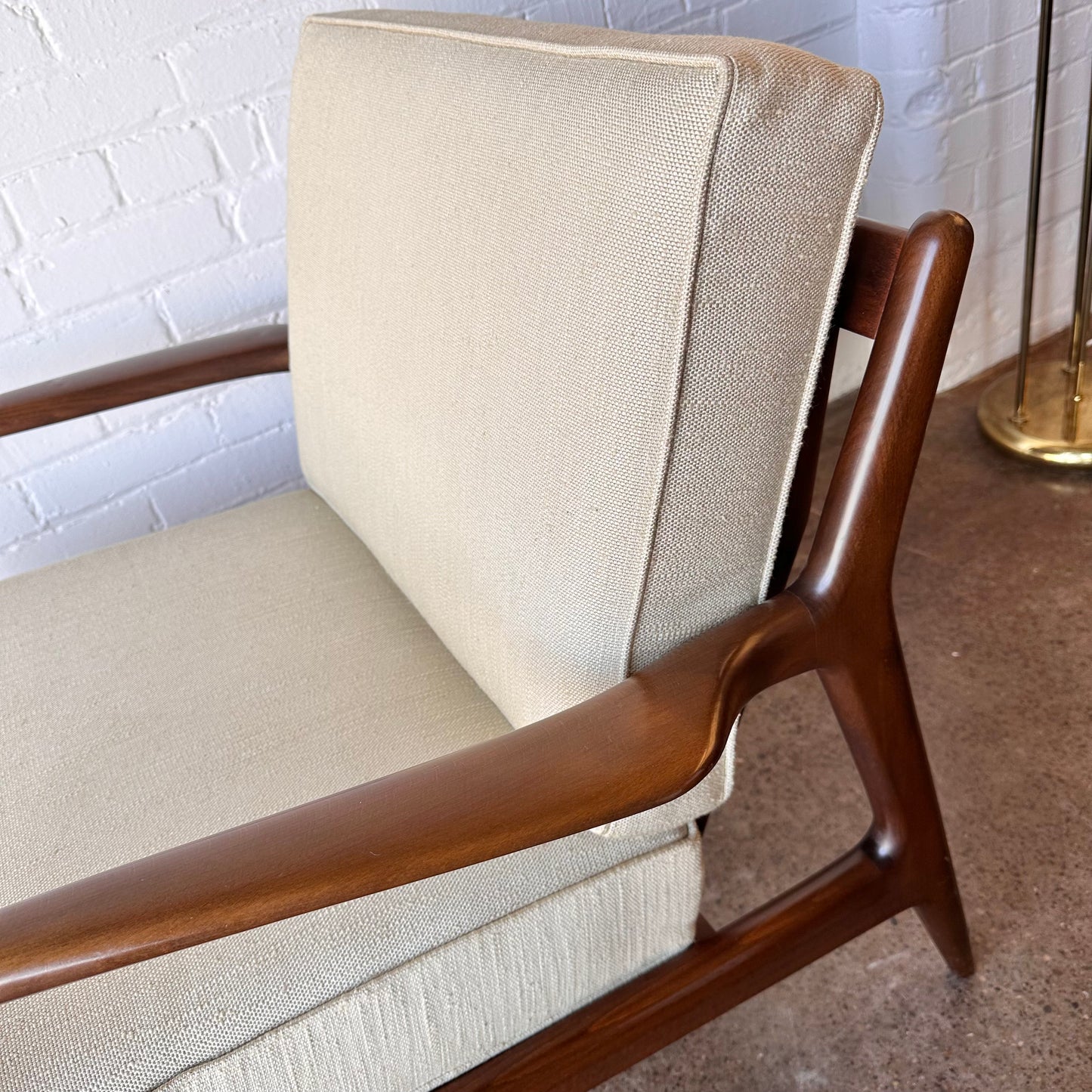 DANISH ARM CHAIR MODEL 596 BY LAWRENCE PEABODY FOR SELIG