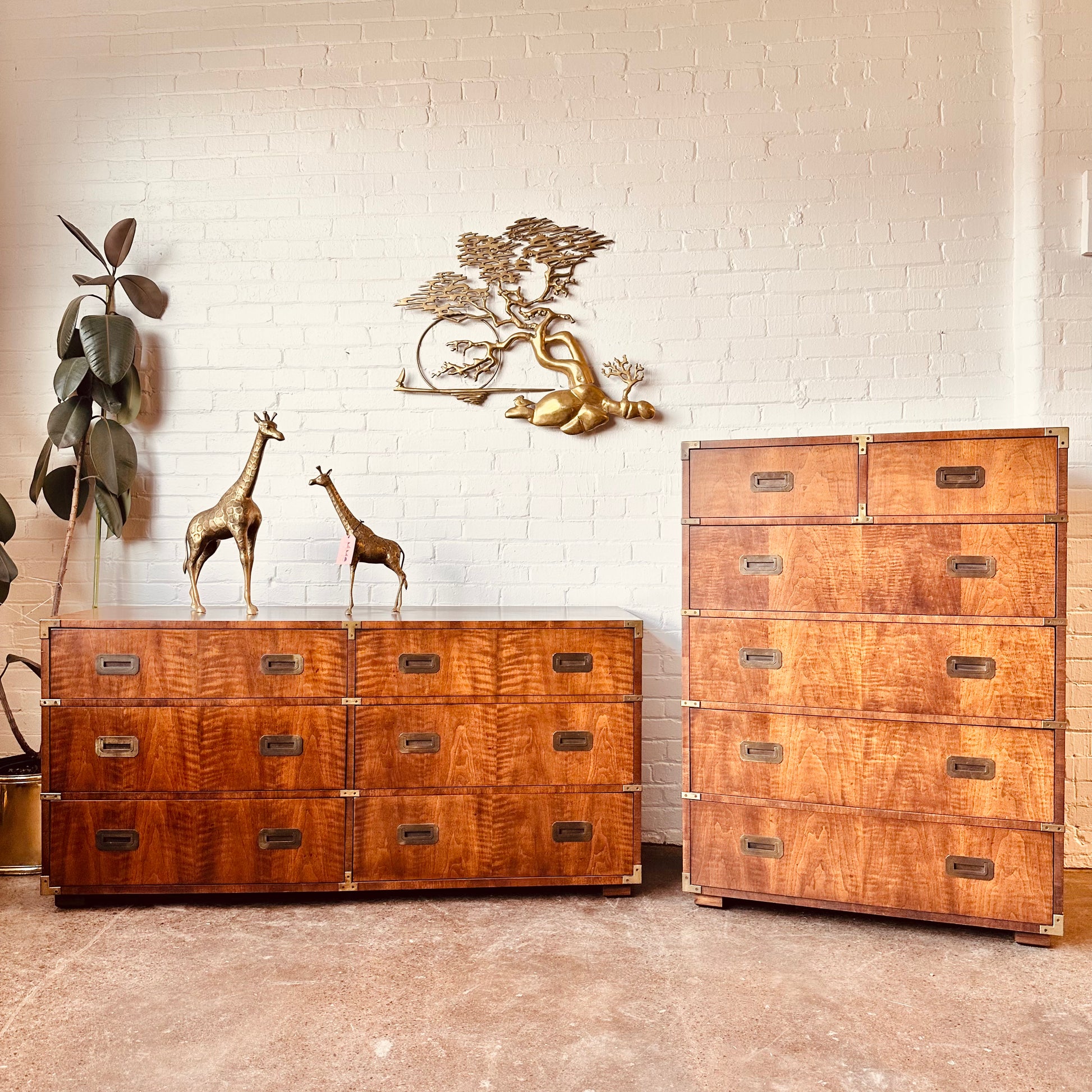 SIX DRAWER DRESSER IN HENREDON CAMPAIGN STYLE SIX DRAWER DRESSER IN HENREDON CAMPAIGN STYLE