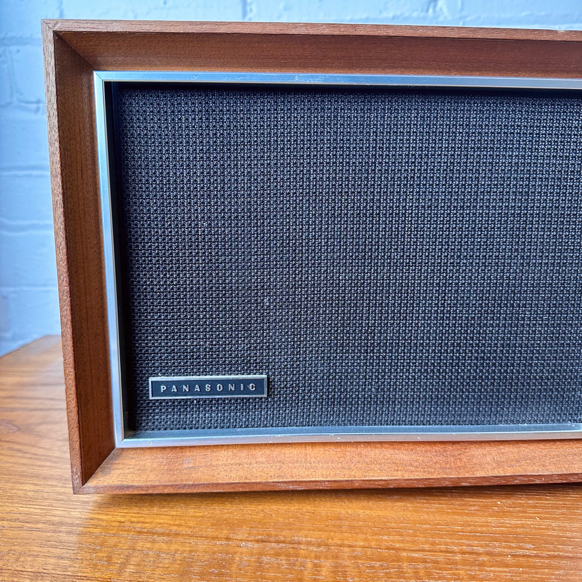 1968 PANASONIC TEAK SOLID STATE RADIO MODEL RE-7257 – MiMO Decor 1968 PANASONIC TEAK SOLID STATE RADIO MODEL RE-7257 – MiMO Decor