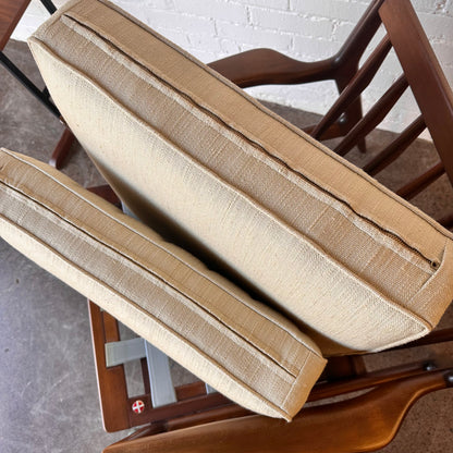DANISH ARM CHAIR MODEL 596 BY LAWRENCE PEABODY FOR SELIG