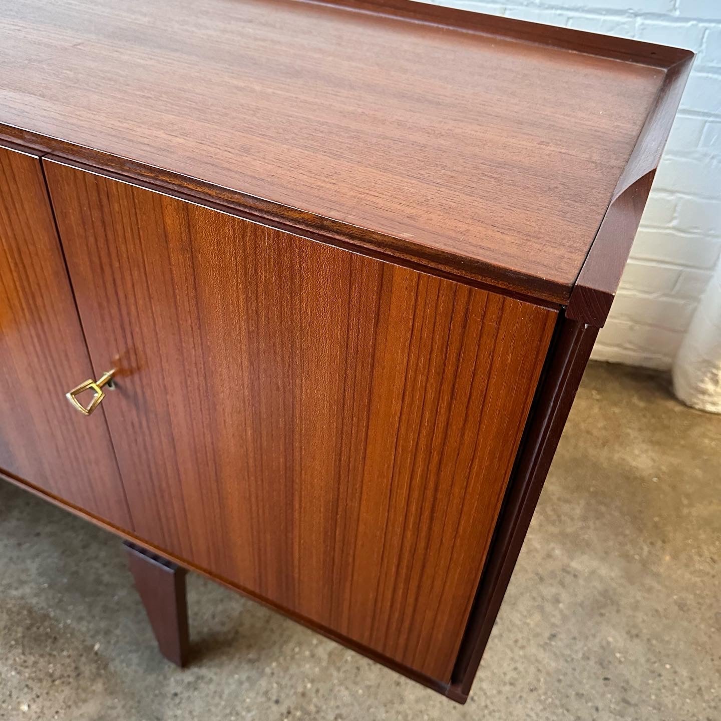 DUTCH MODERN LOWBOARD CREDENZA BY MARTEN FRANCKENA