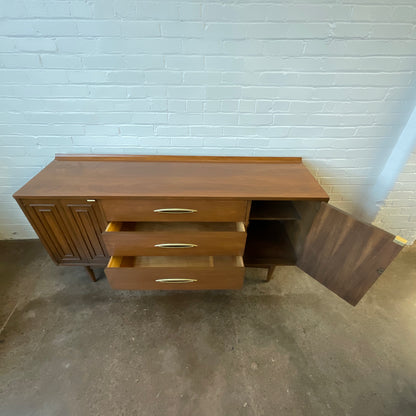 BROYHILL SCULPTRA WALNUT THREE DRAWER CREDENZA